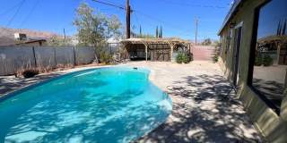 3BD/2BA Single Family Home with POOL! –  $300 OFF FIRST MONTHS RENTS Gallery 4