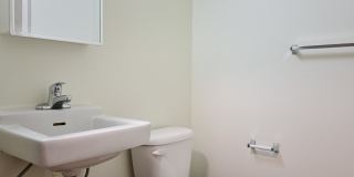 Pearl Studios Gallery 11