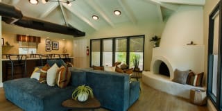 Avana at the Pointe Gallery 14