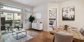 AMLI RidgeGate Gallery 24