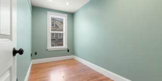 58 G St Gallery 17