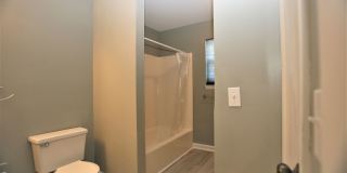 Beautifully updated 1 bedroom apartment within walking distance to the beach! Gallery 23