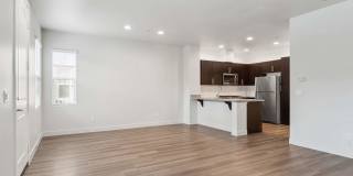 CasaLago Eastlake Gallery 33