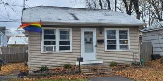 Cute! 2 bedroom single family home in Greece available 10/1 Gallery 1