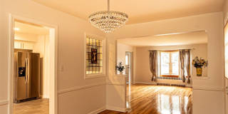 121 Manhasset Avenue Gallery 13