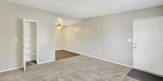 HERITAGE PLAZA Gallery 19