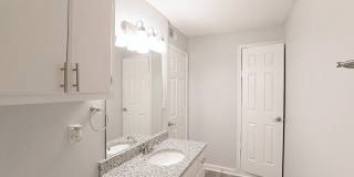Shelby Grove Apartments Gallery 15