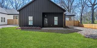 82351 AUSTIN Street Gallery 1