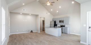 901 Valley Oaks Ln Gallery 2