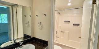 Desirable Pine Creek Condo by CAL POLY, 2 bedroom, 2 Bath + Den and Loft Gallery 11