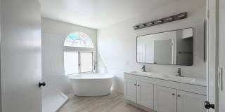 261 Delfino Way Gallery 21