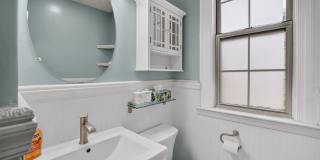 Sunny 1br with Balcony in Columbia Heights! Gallery 16