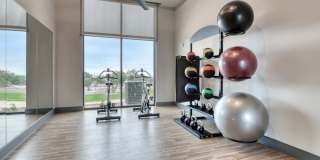 Park at Stone Oak Gallery 8