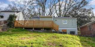 Room in 3 Bedroom Home at Pelton Pl NW Gallery 12