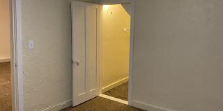 105 Brooklyn St Gallery 8