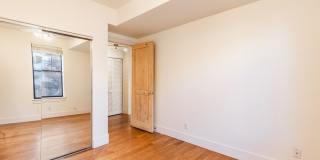 Bright first-floor Pinebrook Pointe condo Gallery 11