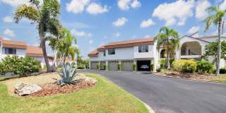 Summer Green Seasonal Condo for Rent Gallery 1