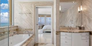 101 Ocean Dr Gallery 21