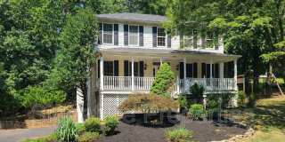 105 Oakwood Dr Gallery 1