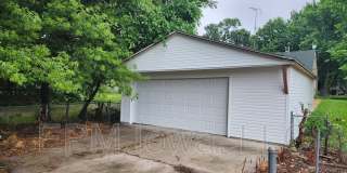 432 Gable Street Gallery 28