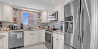 1301 NE Miami Gardens Dr # 1225W Gallery 1