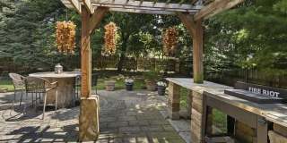 1940 Riverside Dr Gallery 24