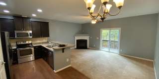 Like-New Townhome in Prime SW Durham Location! Gallery 5