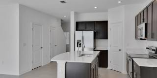 3/2.5 Townhome in Annie's Walk! 3D Virtual Tour Inside! Gallery 4