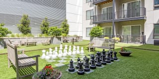 Encore 4505 at Town Center Apartments Gallery 16