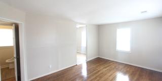 New On The Market! Fresh New Updates!! Better Hurry To See This One!! Gallery 3