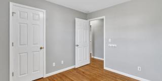 1125 Faye Street Gallery 28