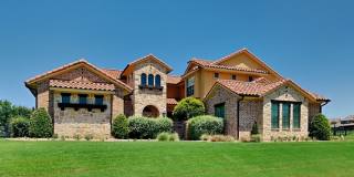 Experience Resort-Style Living in the Prestigious Gated Community of Bella Flora. Gallery 1