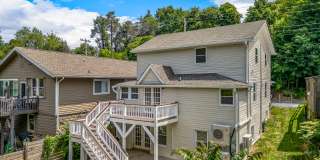 42 Forsythe St Gallery 44