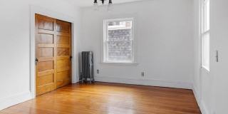 242 Waterman Street Gallery 19