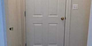 4Bd/1Ba Two Story House - Available to View! Gallery 4