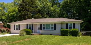 Very nice rancher in NW Huntsville Gallery 1