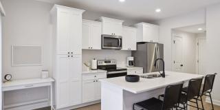 3 Bedroom Town Home Gallery 7