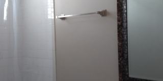 SINGLE FAMILY HOME! Mid-City 2 BR/1 BA rental with backyard. Gallery 8