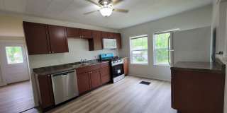 3 Bedroom, 1 Bath, Available July 2026 Gallery 3