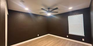 Recently remodeled 2-bed, 2-bath unit for rent in North Las Vegas! Gallery 34