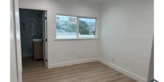 301 S Cabrillo Ave # 305 Gallery 7