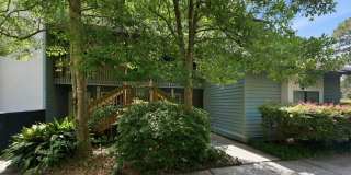 Spacious 2BR Condo in Desirable Snee Farm Spacious 2BR Condo in Desirable Snee Farm Gallery 4