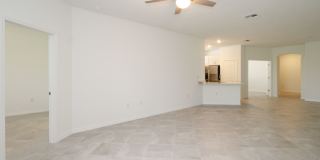 ** NEW CONSTRUCTION ORANGE BLOSSOM GROVES VILLAS ** 2 BEDROOMS\2.5 BATHROOMS UNFURNISHED ANNUAL HOME - MEDIUM DOG FRIENDLY ** Gallery 45