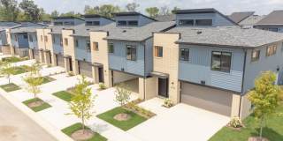 Woodview Commons Gallery 14