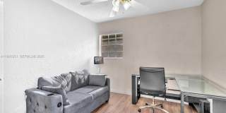 1718 NW 97th Ave Gallery 21