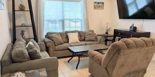 109 Retama St. Gallery 4