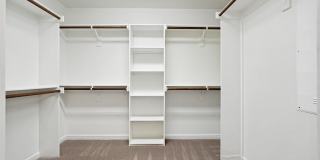 204 Captains Court Gallery 19