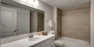 The Loraine Apartments Gallery 9