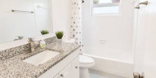 Move-In Special! Beautiful 2BR/1BA Apartment – Up to $1,000 Off Gallery 10