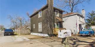 532 9th Street Gallery 1